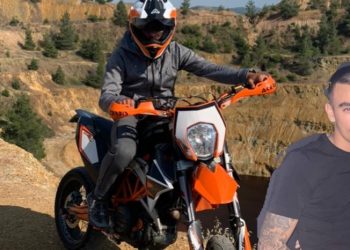 Θρήνος για τον 19χρονο Νικόλα-Νεκρός μετά απο μοιραία σύγκρουση[photos]