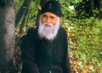 Alldaynews.gr Άγιος Παΐσιος: «Την Μεγάλη Παρασκευή δεν πρέπει να κάνουμε τίποτε άλλο εκτός από προσευχή»