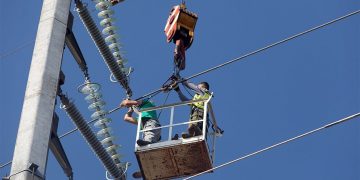 Alldaynews.gr Τραγωδία πριν λίγο: Ηλεκτροπληξία σε Συνεργείο της ΔΕΗ – 3 νεκροί – Πάνω σε κολόνα ο ένας