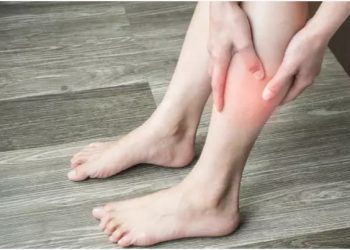 Θρόμβωση: Ποια είναι τα συμπτώματα και τι πρέπει να κάνετε