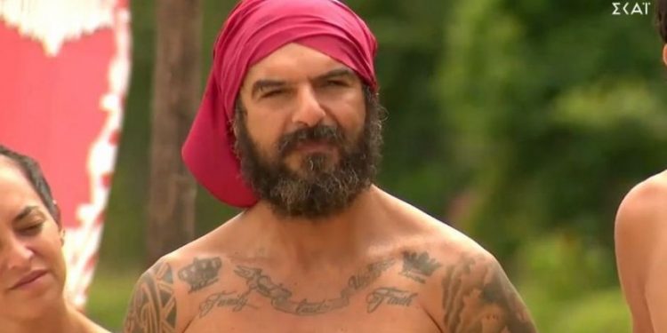Alldaynews.gr Survivor: Σκληρά λόγια από Κόρομι και Κώστα – «Μοντέρνος καραγκιόζης» ο Τριαντάφυλλος, «Χατζηαβάτης ο Παππάς» (vid)