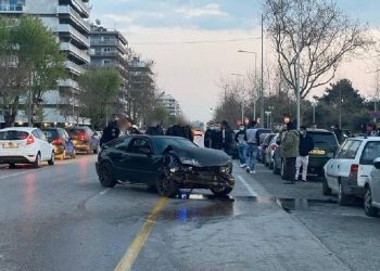 Τροχαίο ατύχημα με δύο τραυματίες στην παραλιακή της Θεσσαλονίκης