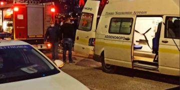 Σοβαρό τροχαίο με ένα Νεκρό-Καρφώθηκε σε δέντρο[Φωτογραφίες]