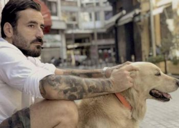 Alldaynews.gr Το Σπίτι των Αγγέλων: Συγκλονιστικό ντοκιμαντέρ του Γιώργου Μαυρίδη για τα αδέσποτα (vid)