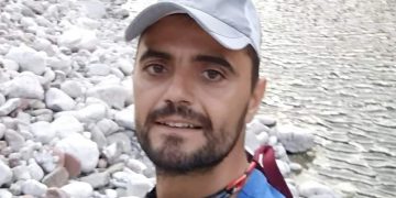 Alldaynews.gr Ανείπωτος θρήνος για τον ξαφνικό χαμό του 36χρονου Λοχαγού, πατέρα ενός 8χρονου παιδιού