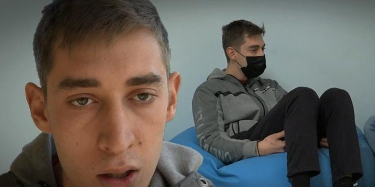 Χάρης: Η μητέρα μου με εγκατέλειψε, πατέρα δεν έζησα… Εδώ αγαπούν με, νοιάζονται με[video]