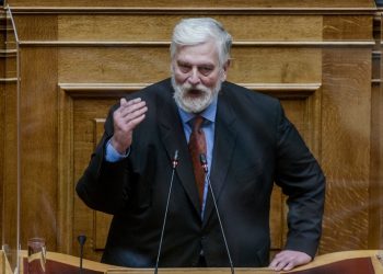 Απίστευτη δήλωση Λοβέρδου: Αυτός που δέρνει τη γυναίκα του μπορεί να είναι καλός πατέρας – Σφοδρές αντιδράσεις