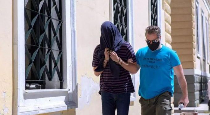 Alldaynews.gr Νέα Σμύρνη: Νέο βίντεο – ντοκουμέντο «καίει» τον 22χρονο