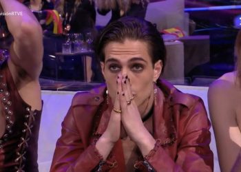 Eurovision: Χαμός! Κάμερα έπιασε τους Maneskin να κάνουν χρήση κοκαΐνης; (pics, video)