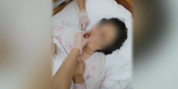 Alldaynews.gr Καταγγελία: Σοκαριστικά βίντεο από Γηροκομείο στη Β. Ελλάδα – Κακοποιούν ηλικιωμένους και γελάνε (video)