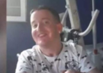 Απίστευτη καταγγελία: Μας ταλαιπωρούν απο τον Οκτώβριο με το επίδομα για τον παραπληγικό γιο μου[video]