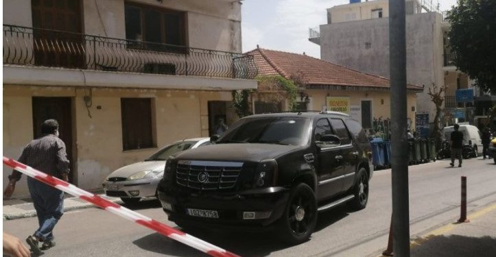 Alldaynews.gr Δολοφονία Ζάκυνθος: Βρέθηκε καμένο το αυτοκίνητο και το όπλο των δραστών