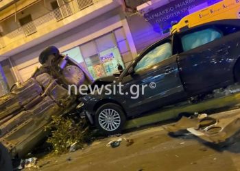 Σοκαριστικό τροχαίο στο Περιστέρι-Δίνει μάχη για τη ζωή του  21χρονος Ειδικός Φρουρός[Σκληρές Εικόνες]