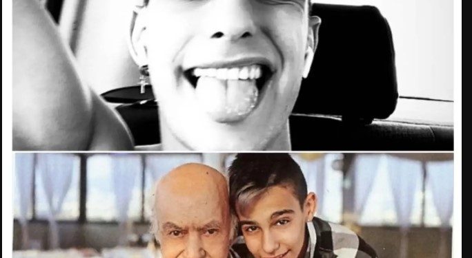 Alldaynews.gr Έξαλλος ο γιος του αείμνηστου Ανδρέα Μπάρκουλη με δημοσιεύματα που αναφέρουν ότι ο πατέρας του, του κατέστρεψε τη ζωή