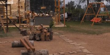 Alldaynews.gr Φάρμα: Η Παναγιώταρου αναστάτωσε τους πάντες-Τα καυτά πλάνα με σέ3ι μπικίνι!