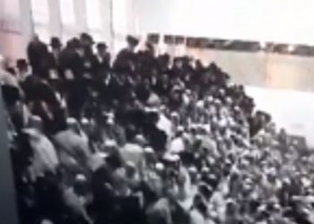 Σοκαριστικές Εικόνες: Δύο νεκροί και πάνω από 100 τραυματίες μετά την κατάρρευση εξέδρας σε συναγωγή κοντά στην Ιερουσαλήμ