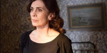 Alldaynews.gr Άγριες μέλισσες spoiler: Σε ΑΜΟΚ η Μυρσίνη! Ετοιμάζεται να καταστρέψει τις Σταμίρη