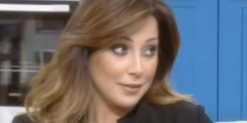 Τραγικές ώρες για την Ειρήνη Σκλήβα: Εγκατέλειψε το σπίτι της στο Αλεποχώρι λόγω της φωτιάς