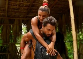 Όλα Ψέμα: Τόσα Πήραν Σάκης – Μαριαλένα Για Να Ερωτοτροπούν On Camera Στο Survivor[video]