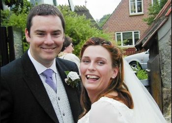 Απίστευτη τραγωδία: 44χρονη έχασε τα 2 μικρά της παιδιά και τον σύζυγό της από καρκίνο στον εγκέφαλο[photos]