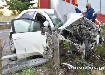 Τραγικό τροχαίο δυστύχημα-Νεκρός ο 49χρονος οδηγός[Φωτογραφίες]