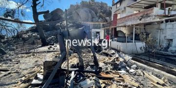 Φωτιά στην Κορινθία: Γύρισαν και βρήκαν το σπίτι που έφτιαξαν πριν από 3 ημέρες στάχτη![photos]