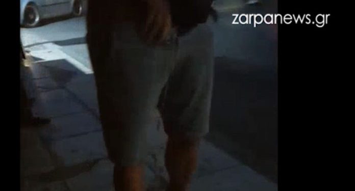 Alldaynews.gr Σοκαριστικό βίντεο από την Κρήτη: Αυνανίζεται μπροστά σε κοπέλα που στέκεται σε στάση λεωφορείου