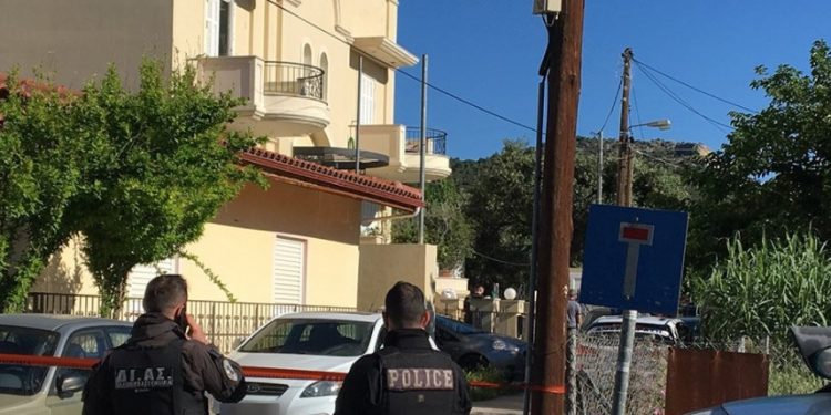 Έγκλημα στα Γλυκά Νερά: Στραγγάλισαν την 20χρονη δίπλα στο μωρό της μπροστά στον άντρα της-Κρέμασαν μέχρι και τον σκύλο[video]