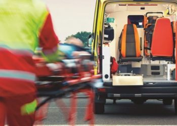 Αμαλιάδα: Ηλικιωμένος οδηγός παρέσυρε και τραυμάτισε παιδιά με ποδήλατα-Τα έβρισε και τα εγκατέλειψε