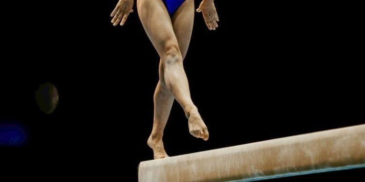 Βασανιστήρια στην ενόργανη: Σφαλιάρες στο πρόσωπο, σπαγκάτο στην παλάμη του προπονητή