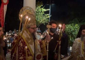 Alldaynews.gr Άστραψε και βρόντηξε ο Ιερώνυμος για «απρέπεια» με το Άγιο Φως