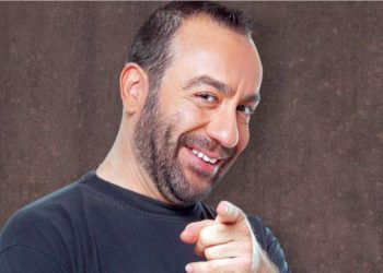 Σωτήρης Καλυβάτσης: Είμαι Ανατολίτης σύντροφος με ποδιά και ξεσκονόπανο[video]