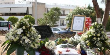 Γιώργος Καραϊβάζ-Ανατριχιαστικό: 40ημερο μνημόσυνο στο σημείο της Δολοφονίας του[Φωτογραφίες]