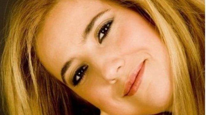 Alldaynews.gr Νάσια Κονιτοπούλου: Η μάχη με την κατάθλιψη και το «χαστούκι» από τον γιο της