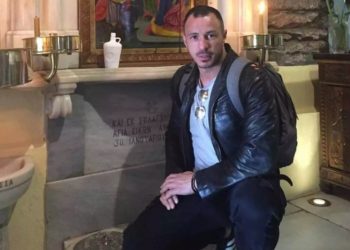 Θρήνος στο σπίτι του Τάσου Μπερδέση-Τι λένε η θεία και η ξαδέλφη του[video]