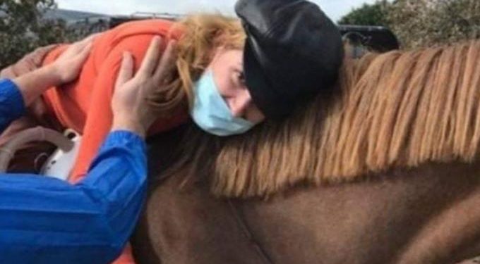 Alldaynews.gr Χαμός στο twitter #Για_τη_Μυρτώ: Κύμα συμπαράστασης για τον δικαστικό Γολγοθά