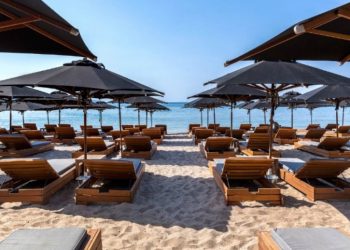 Lockdown: Ανοίγουν οργανωμένες παραλίες-Οι αλλαγές των επόμενων ημερών