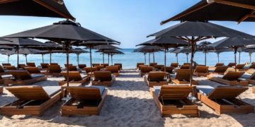 Alldaynews.gr Lockdown: Ανοίγουν οργανωμένες παραλίες-Οι αλλαγές των επόμενων ημερών