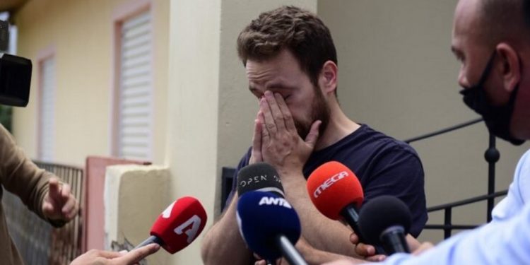 Alldaynews.gr Γλυκά Νερά: «Γιατί ο πιλότος δεν έχει κανένα ίχνος από το ασφυκτικό δέσιμο;» – Νέα στοιχεία ερευνά η Αστυνομία