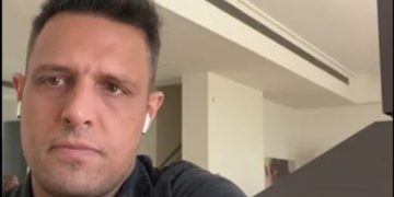 Alldaynews.gr Σάλος στο twitter με τον Σάββα τον Πούμπουρα: «Αντί να κάθεσαι σπίτι. Πήγαινε να δουλέψεις δωρεάν» (pics, vid)