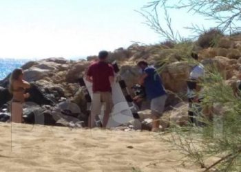 Πάρος: Σάλος με γερμανικό ριάλιτι που γυρίζεται στο νησί – “Κάνουν σεξ όπου βρουν” (video)