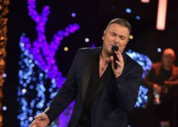 Δύσκολες ώρες για τον Αντώνη Ρέμο-Βαρύ πένθος για τον τραγουδιστή