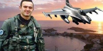 Σαν Σήμερα 2006: Έγινε “Αθάνατος” ο Σμηναγός Κώστας Ηλιάκης-15 χρόνια από το θάνατο του ήρωα της ΠΑ