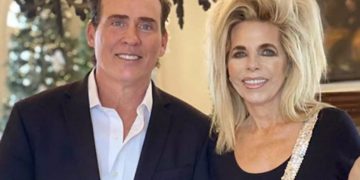 Alldaynews.gr Τραγωδία: Σκοτώθηκε στα 58 του χρόνια ο «Ταρζάν»-Έπεσε το αεροπλάνο που επέβαινε μαζί με την σύζυγό του