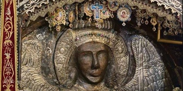 Alldaynews.gr Ταξιάρχης Μανταμάδου: Ένας Μαύρος διώχνει τους Τούρκους πιλότους πολεμικών «σαν τις μύγες» πάνω από την Μυτιλήνη