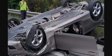 Alldaynews.gr Θεσσαλονίκη: Σύγκρουση δύο Ι.Χ. στα διόδια Ωραιοκάστρου – Ένας τραυματίας (φωτο)