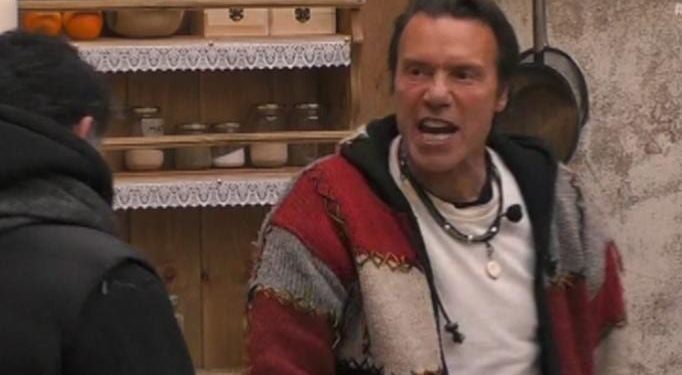 Χαλασμός στην Φάρμα από τον Τζώρτζογλου – “Προδότη, καρφί, σπιούνε”