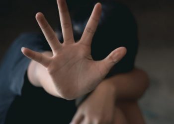 Ηλεία: Πήγε να κρατήσει τον εγγονό του, μέθυσε και ασέλγησε σε βάρος του