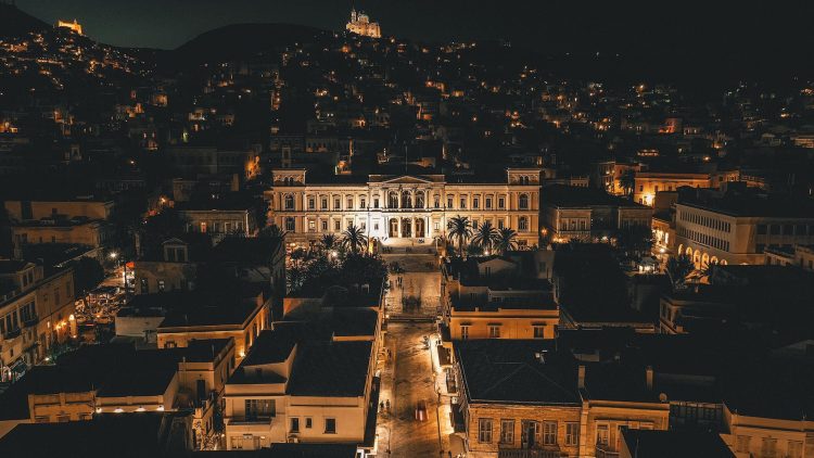 Αντικαρκινικές ιδιότητες: 5 τροφές που πρέπει να τρώτε κάθε μέρα