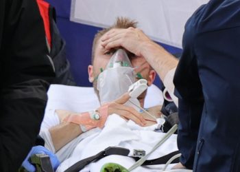 Συγκλονίζουν τα λόγια του Έρικσεν μόλις συνήλθε: «Είμαι πίσω γα@@το, είμαι μόνο 29 ετών» – Βάζει βηματοδότη